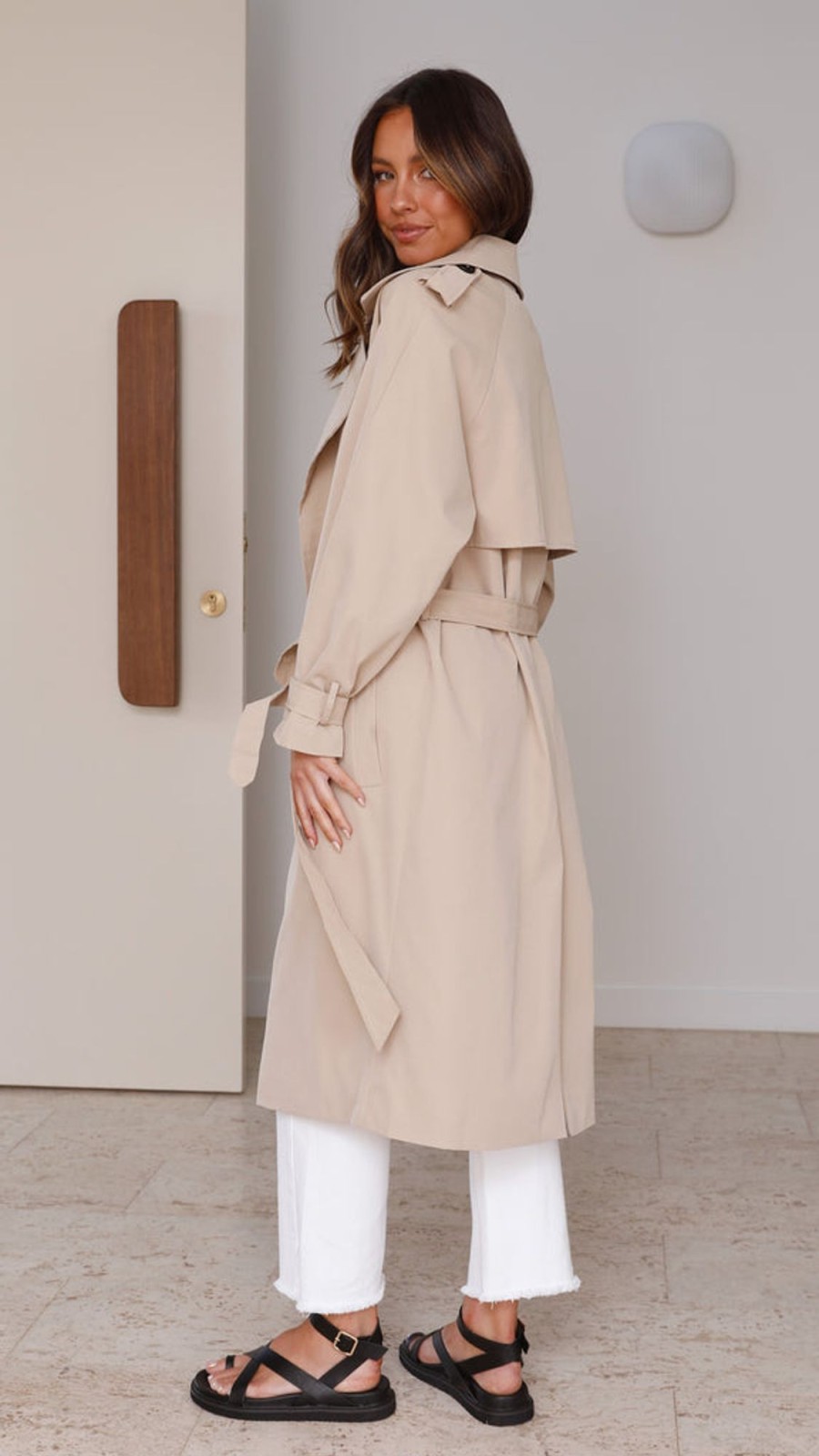 Clothing Pink Diamond | Samara Trench Coat - Beige