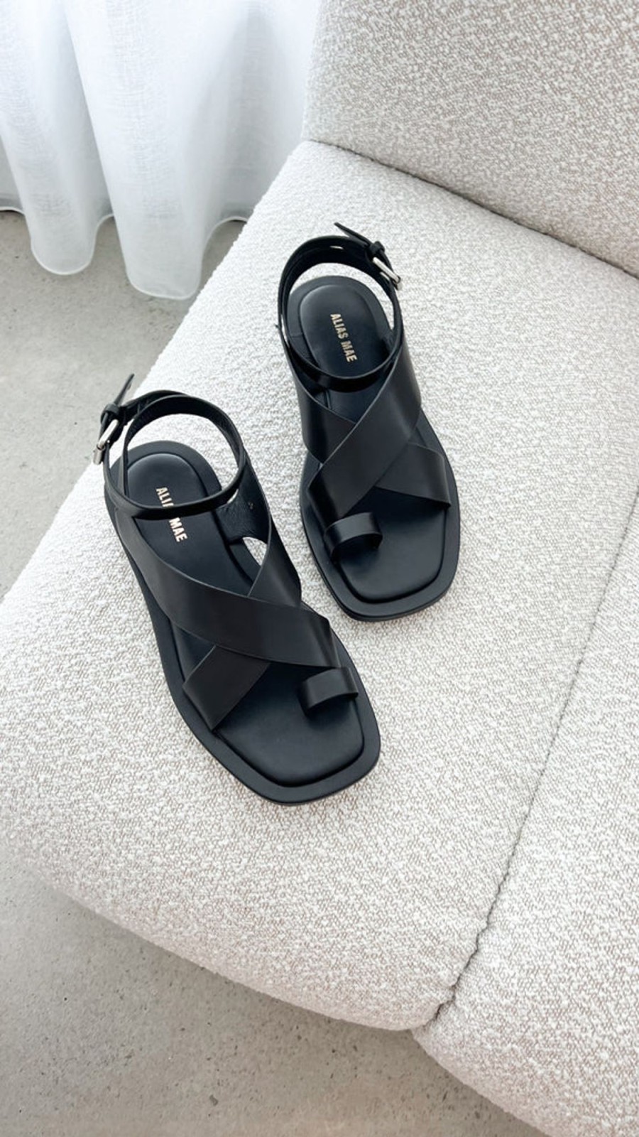 Shoes Alias Mae | Alias Mae Kellie Sandal - Black Leather