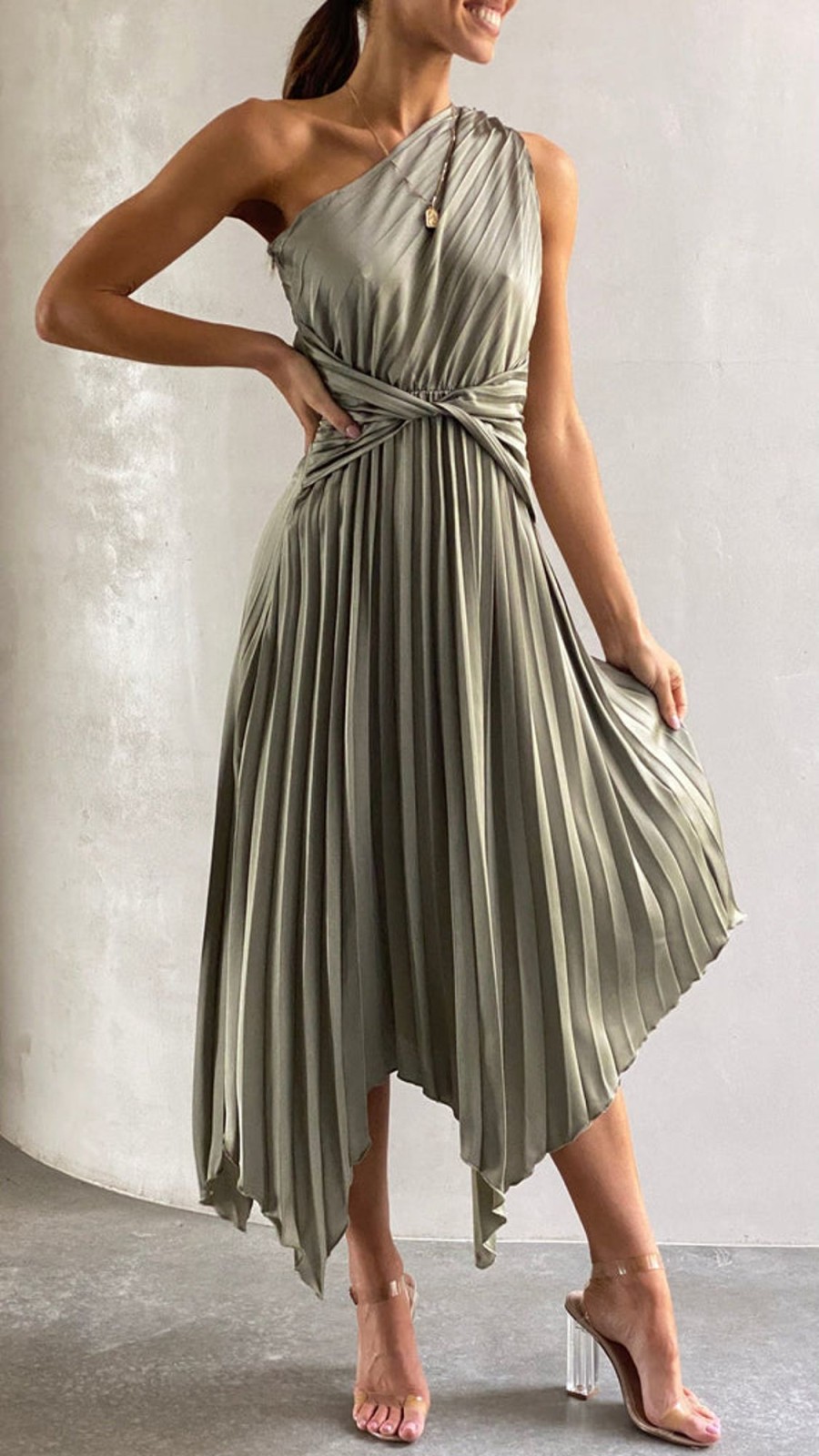 Wedding Reverse | Cali One Shoulder Midi Dress - Olive