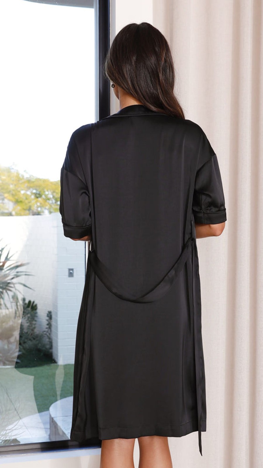 Clothing Alive Girl | Harper Mini Robe - Black