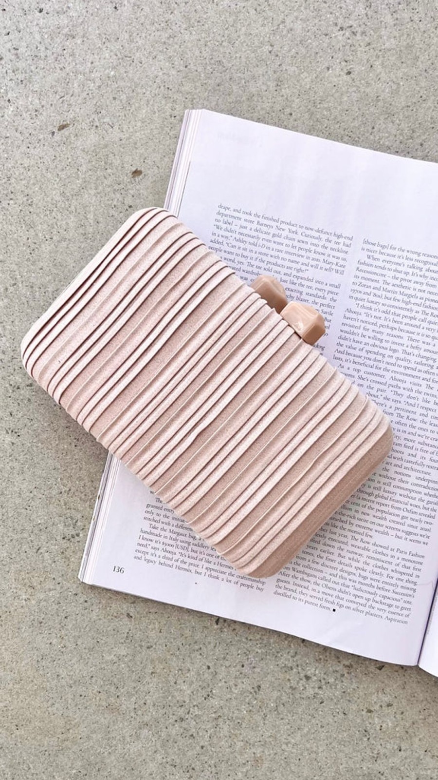 Accessories Adorne | Everligh Fine Pleat Resin Clasp Clutch - Cream