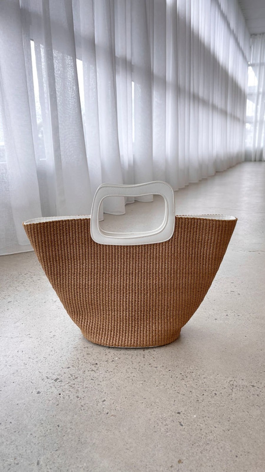 Accessories Adorne | Juni Woven Basket Bag- Natural/White