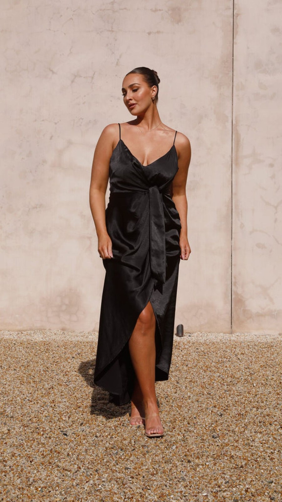 Wedding LILYWHYT | Tyra Maxi Dress - Black