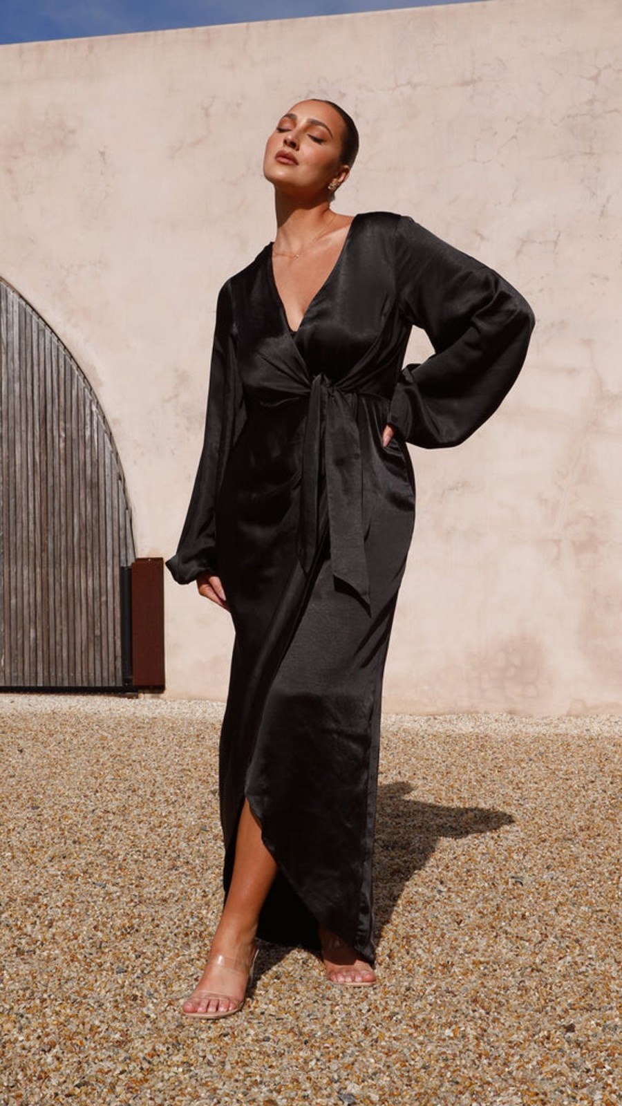 Wedding LILYWHYT | Naomi Long Sleeve Maxi Dress - Black