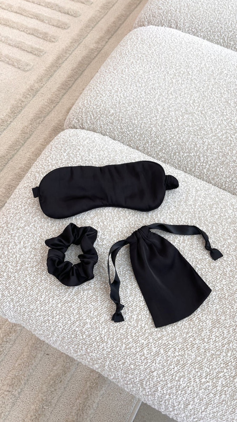 Accessories Alive Girl | Harper Eye Mask & Scrunchie - Black