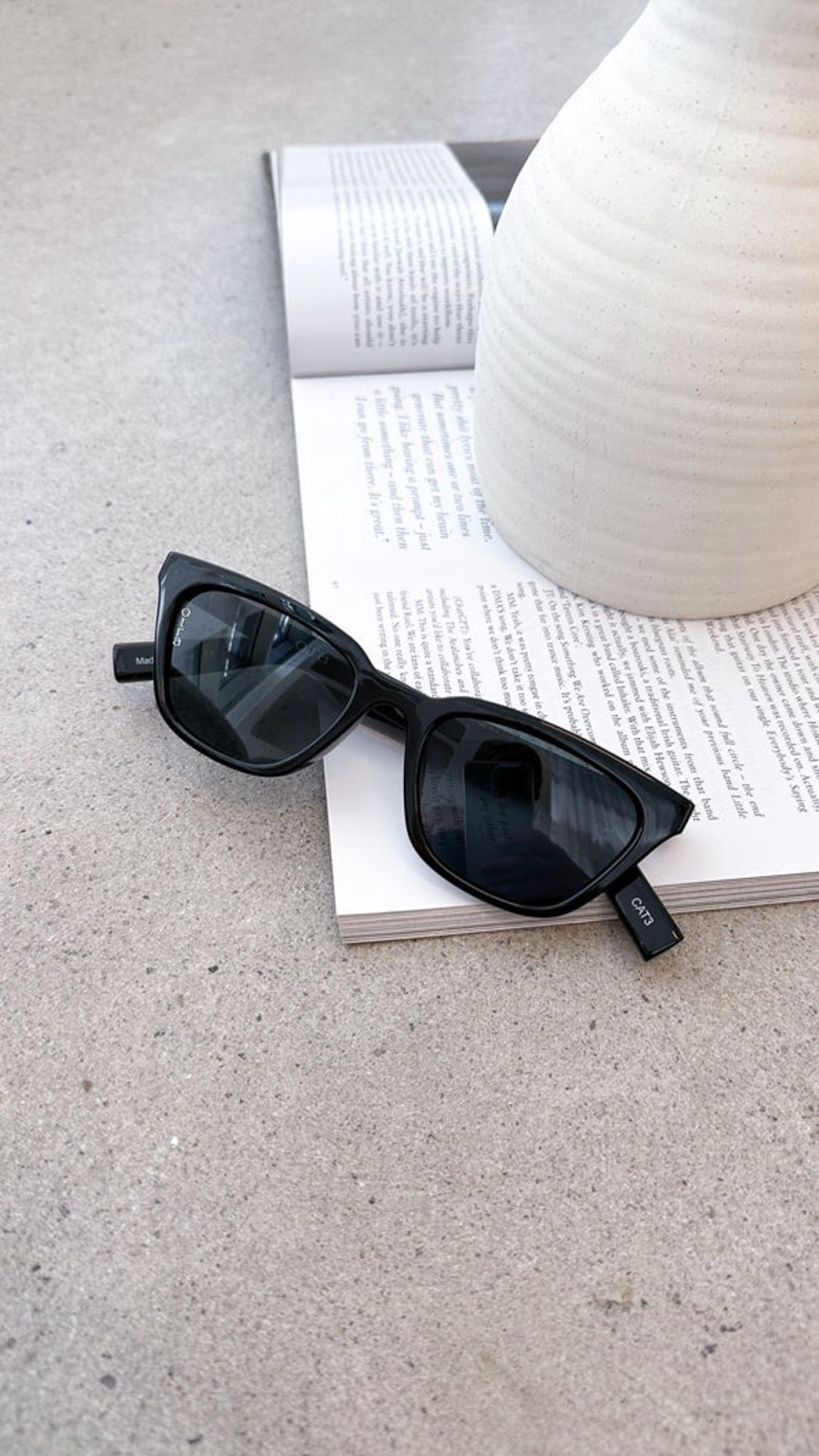 Accessories OTRA EYEWEAR | Seva Sunglasses - Black/Smoke