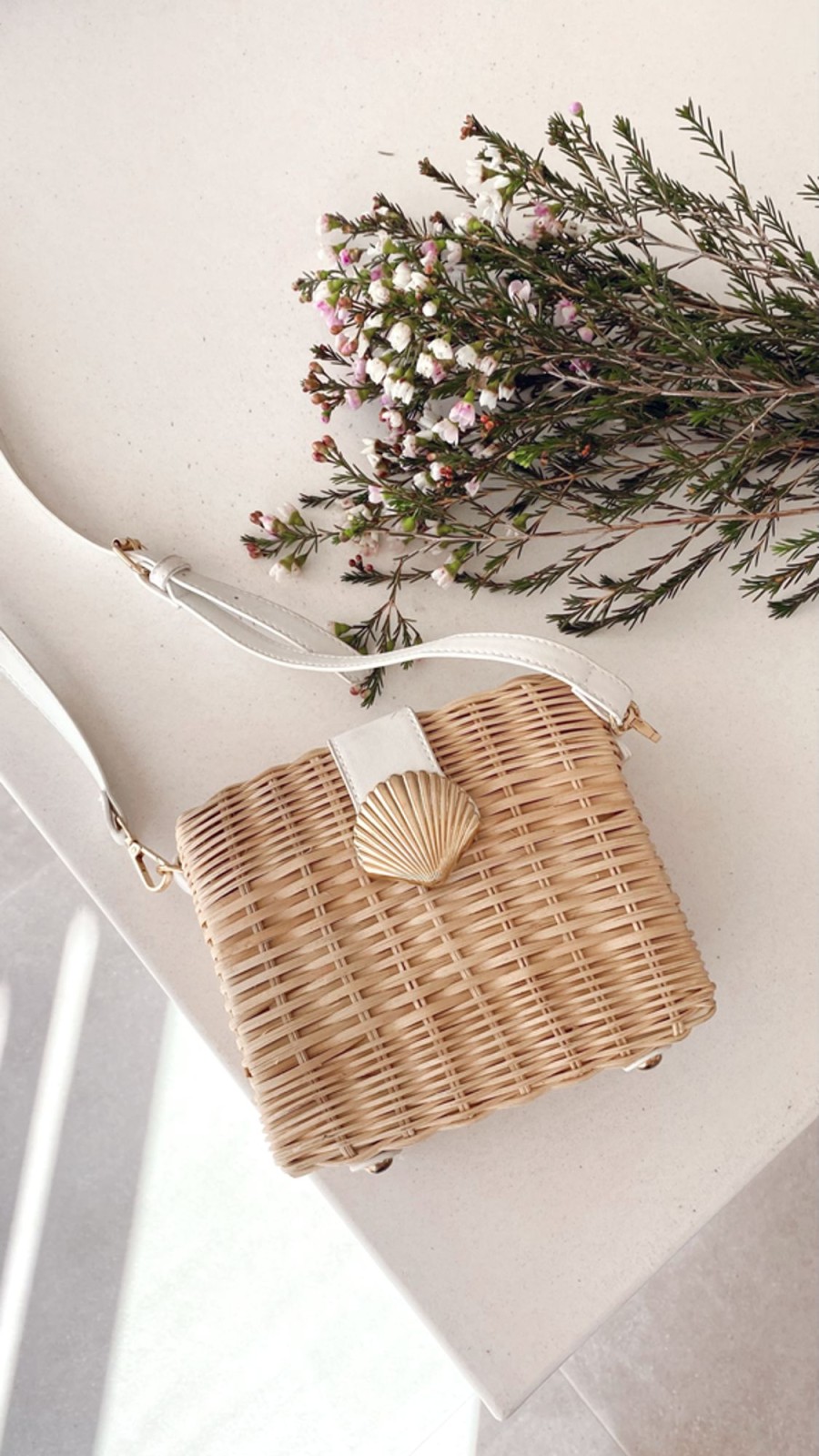 Accessories Angel Whisper | Lucinda Straw Shell Bag