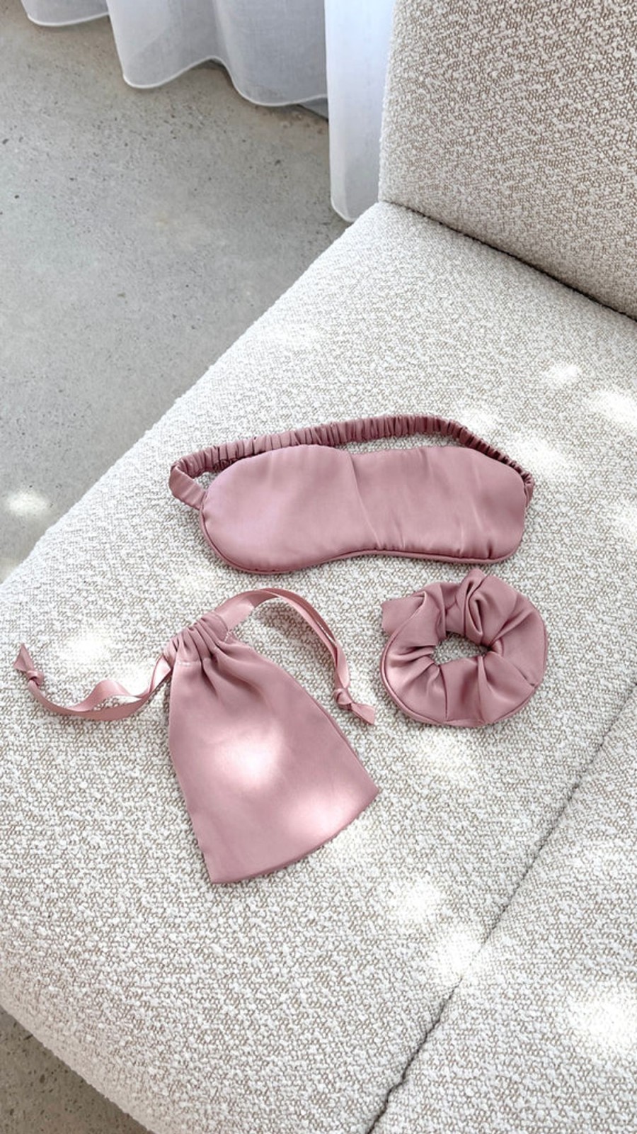 Accessories Alive Girl | Harper Eye Mask & Scrunchie - Pink