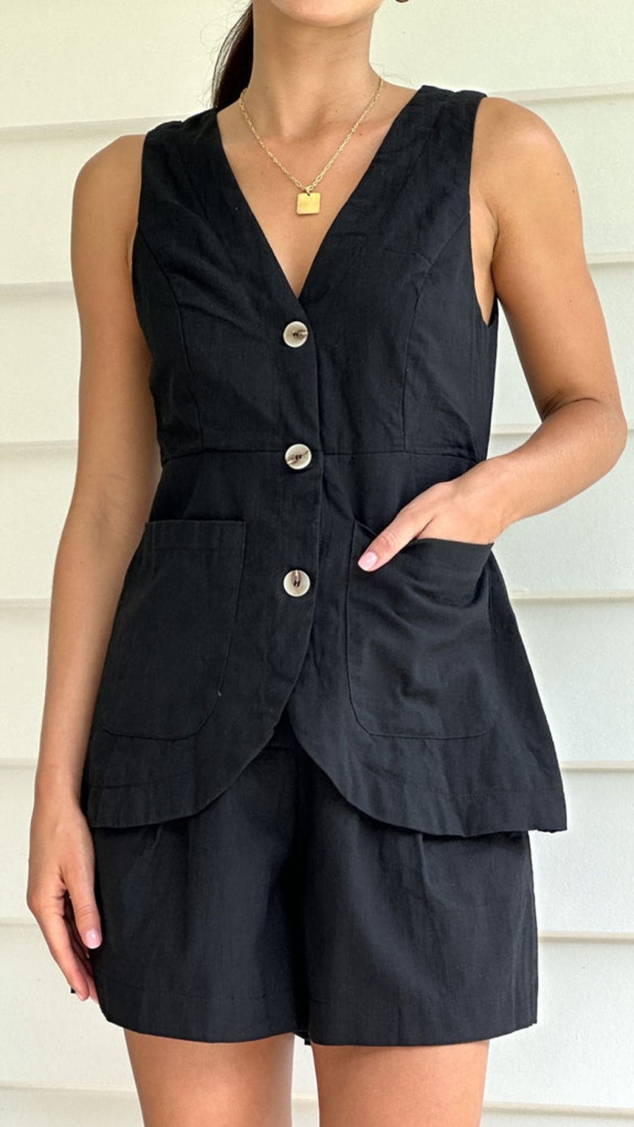 Clothing LILYWHYT | Gloria Vest - Black