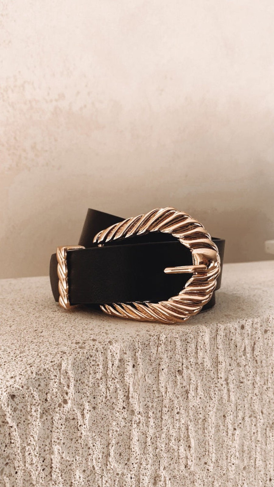 Accessories Angel Whisper | Amelie Twist Buckle Belt - Black/Gold