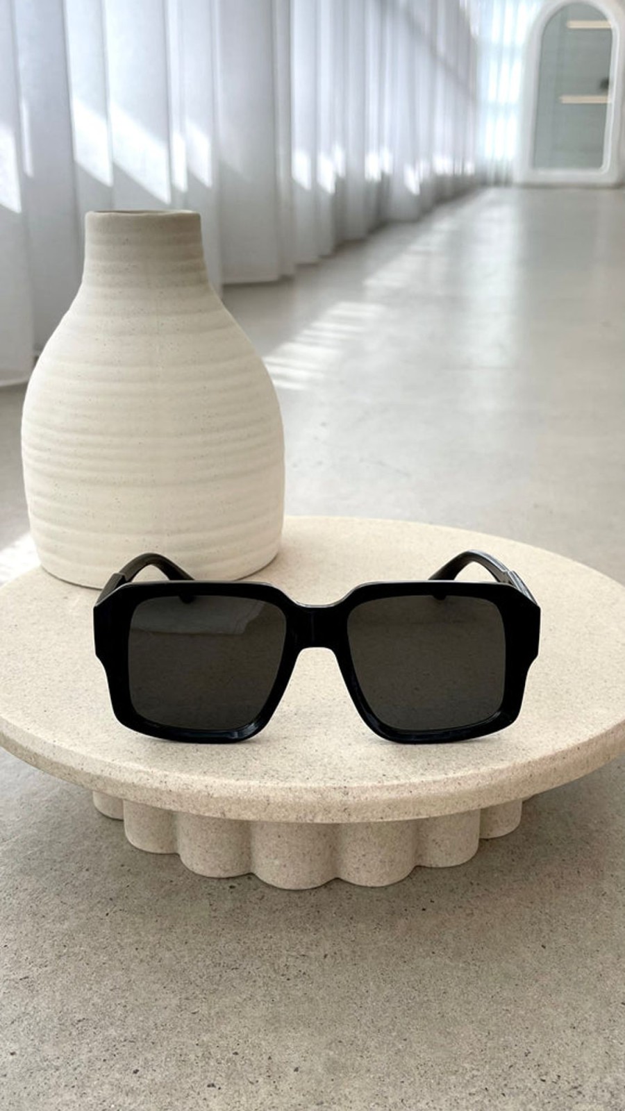 Accessories Angel Whisper | Mahoney Sunglasses - Black